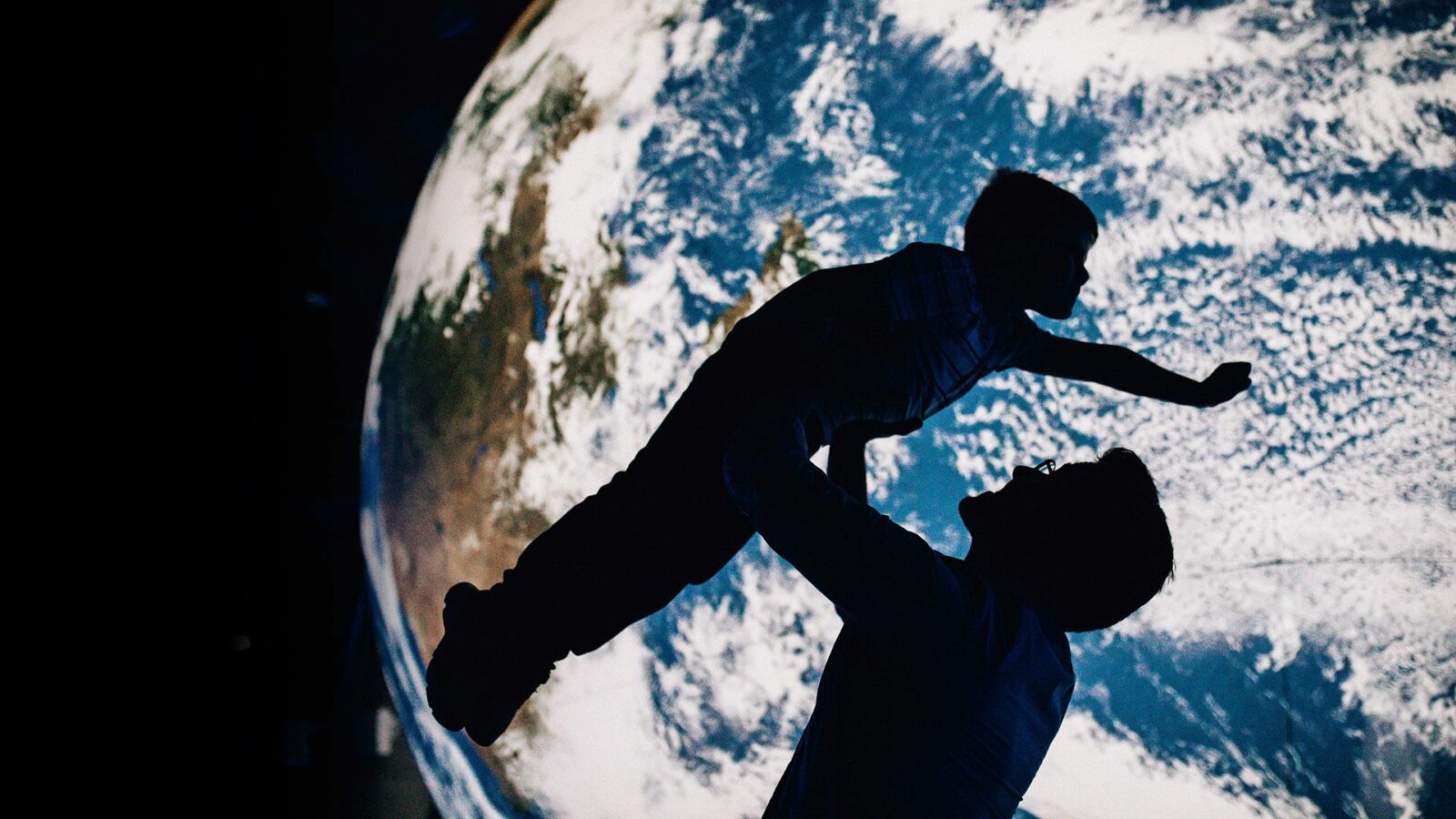 Events - Winter Earth Globe, parent and child